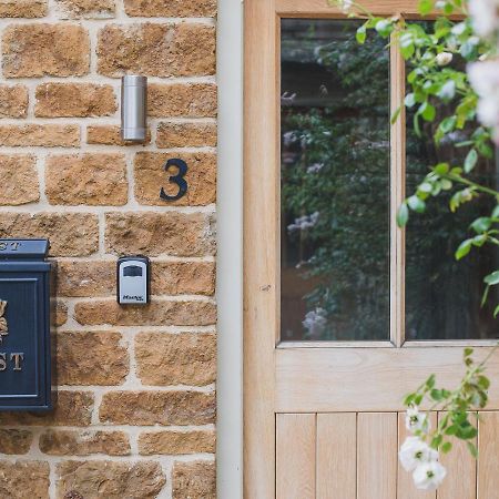 Climbing Rose Cottage - Dog Friendly - Peaceful Cotswold Cottage Adlestrop Eksteriør bilde