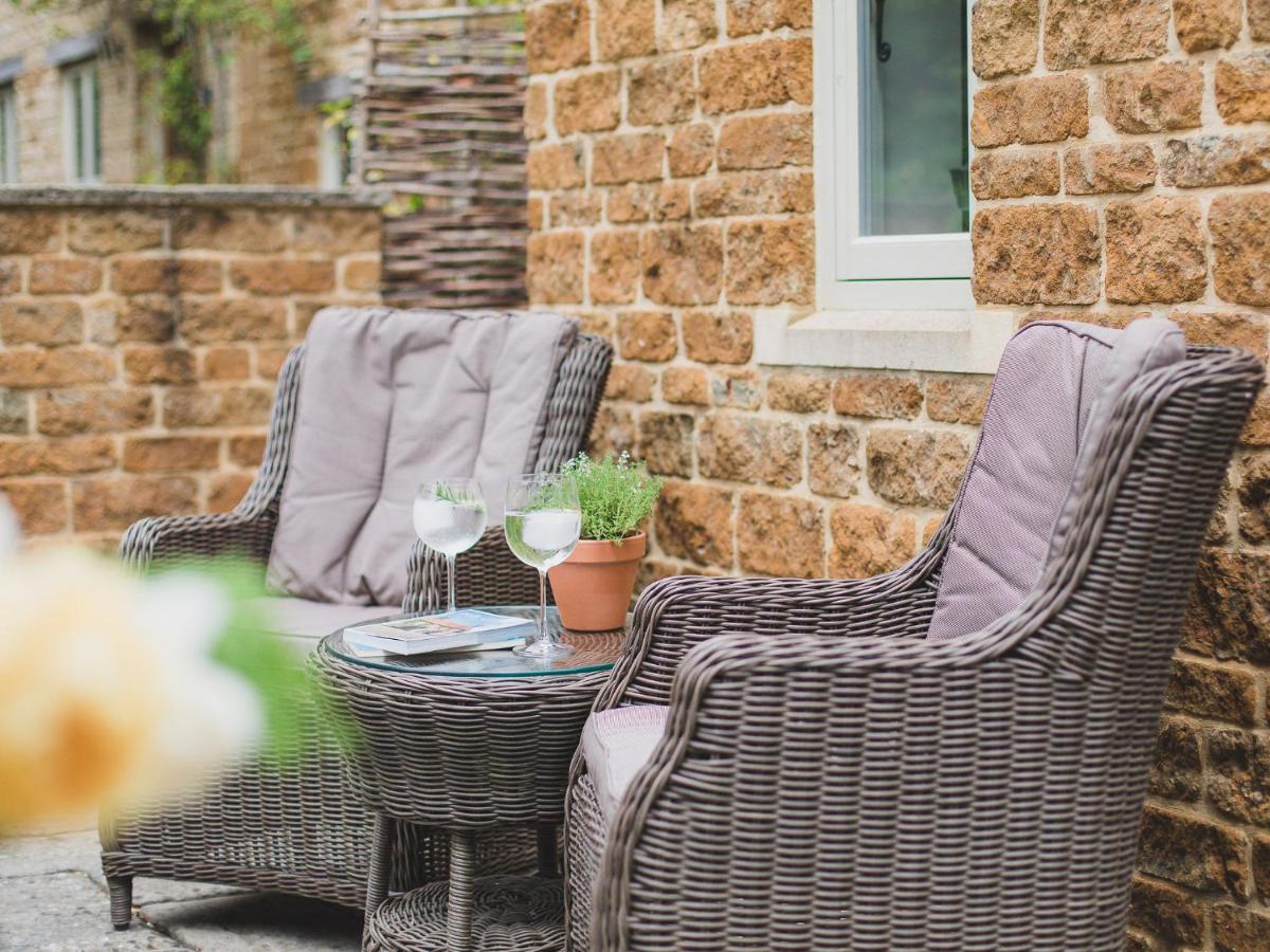 Climbing Rose Cottage - Dog Friendly - Peaceful Cotswold Cottage Adlestrop Eksteriør bilde