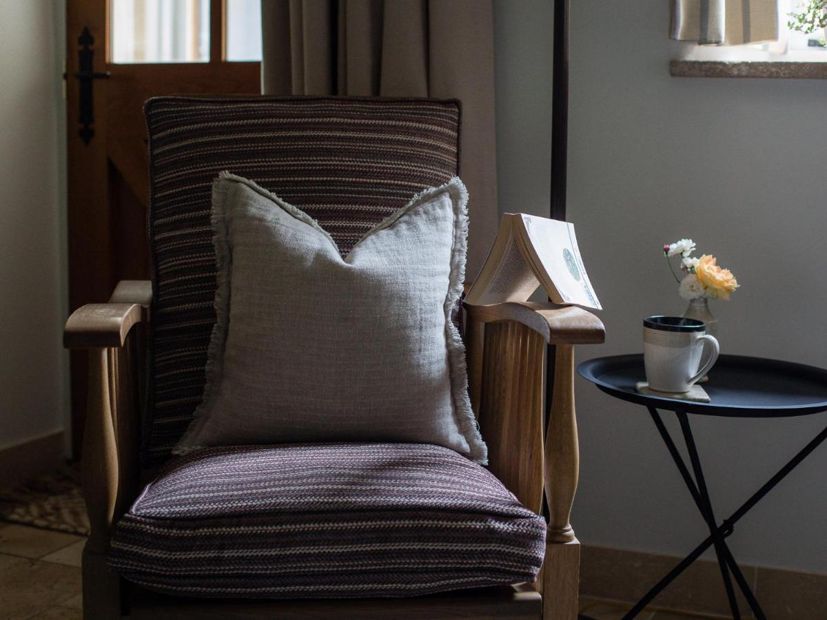 Climbing Rose Cottage - Dog Friendly - Peaceful Cotswold Cottage Adlestrop Eksteriør bilde