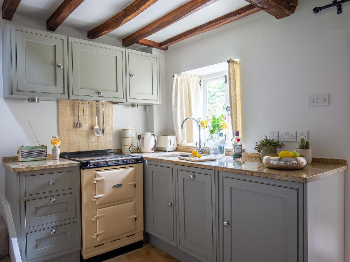 Climbing Rose Cottage - Dog Friendly - Peaceful Cotswold Cottage Adlestrop Eksteriør bilde