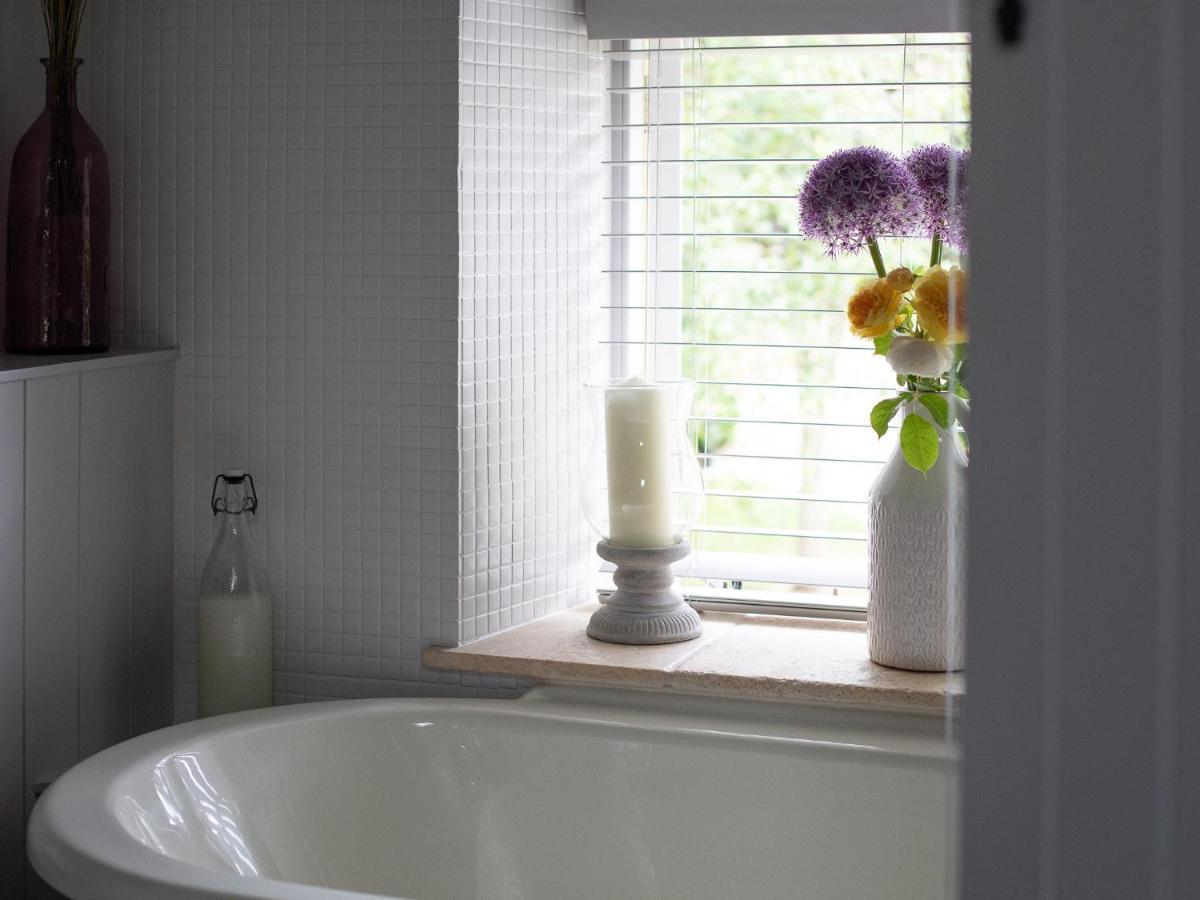 Climbing Rose Cottage - Dog Friendly - Peaceful Cotswold Cottage Adlestrop Eksteriør bilde
