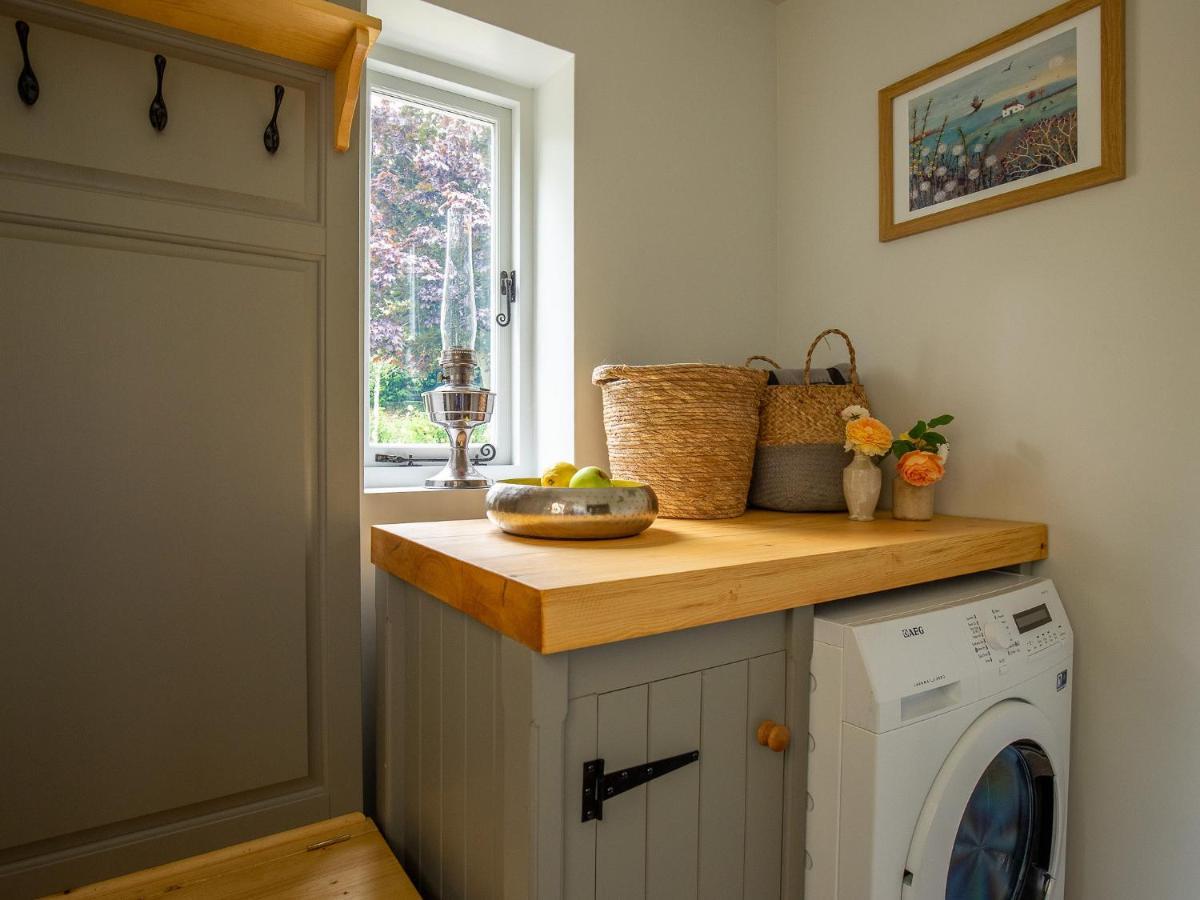 Climbing Rose Cottage - Dog Friendly - Peaceful Cotswold Cottage Adlestrop Eksteriør bilde