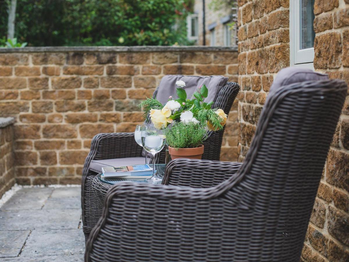 Climbing Rose Cottage - Dog Friendly - Peaceful Cotswold Cottage Adlestrop Eksteriør bilde